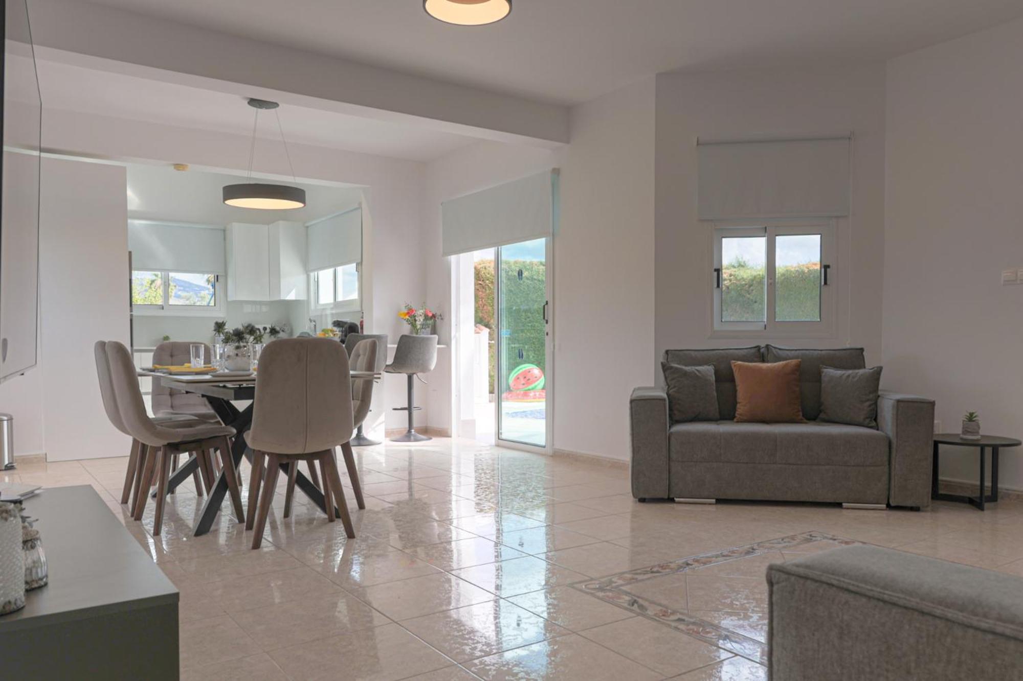 Villa Yolo Peyia Luaran gambar