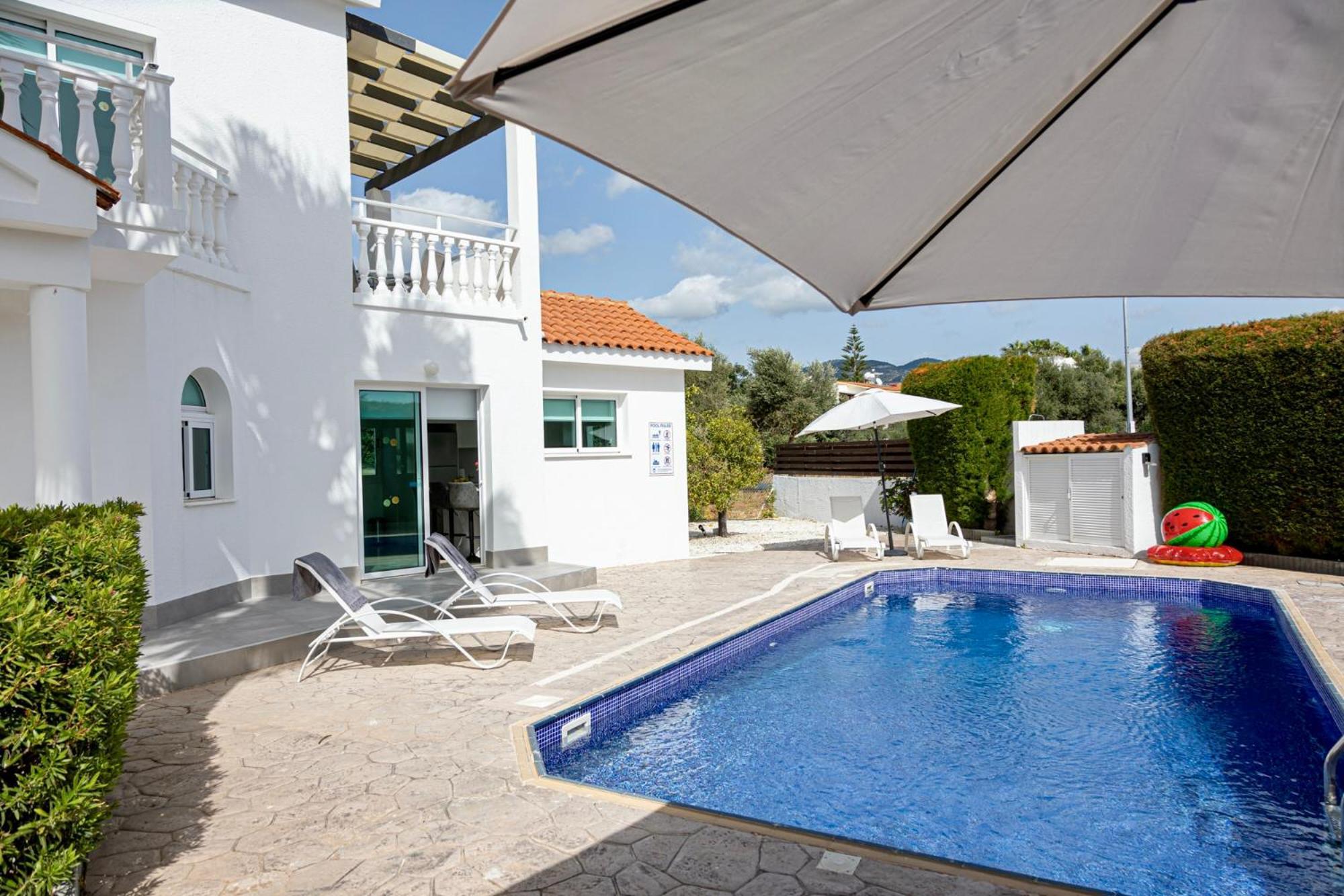 Villa Yolo Peyia Luaran gambar