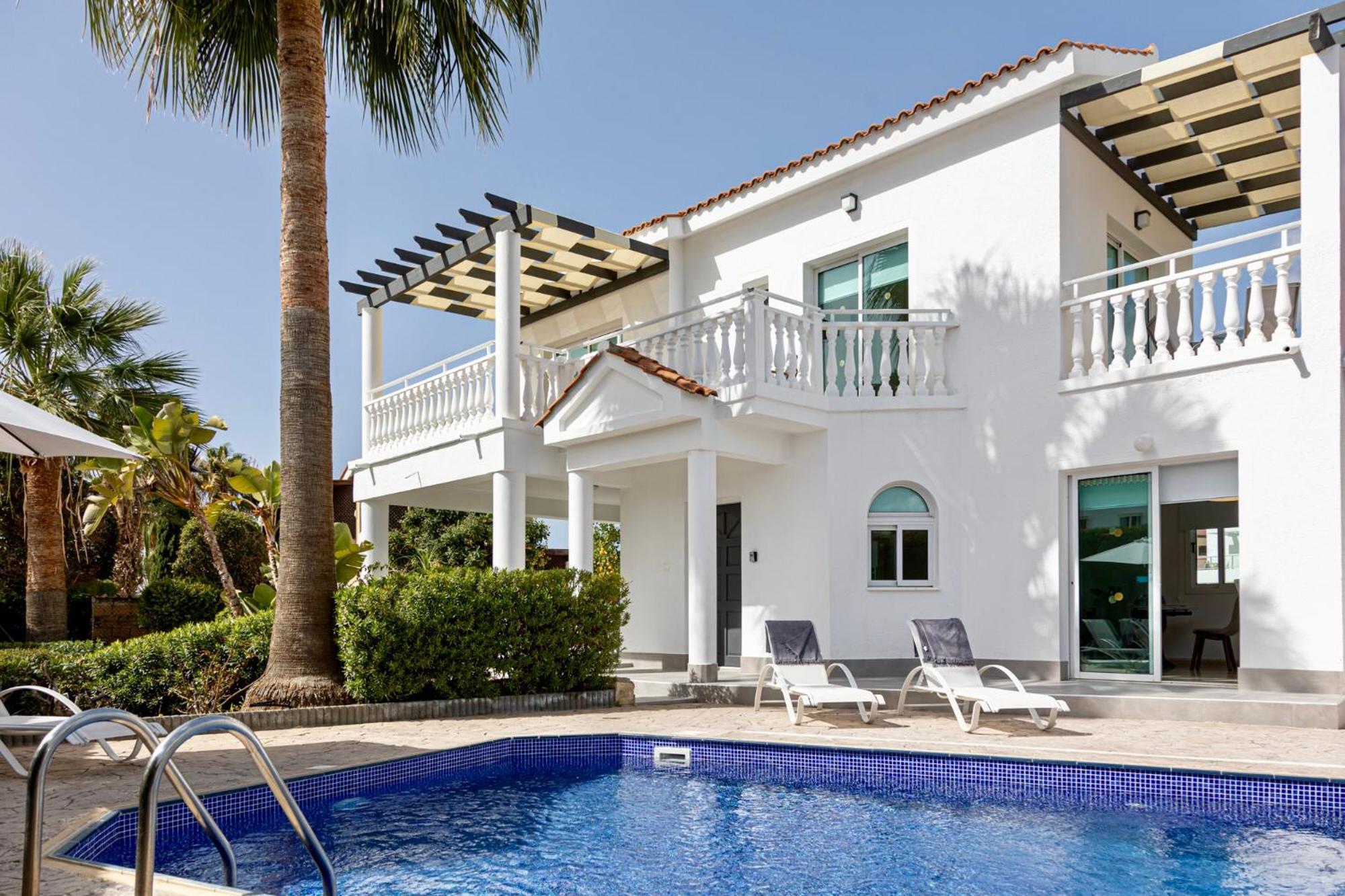 Villa Yolo Peyia Luaran gambar